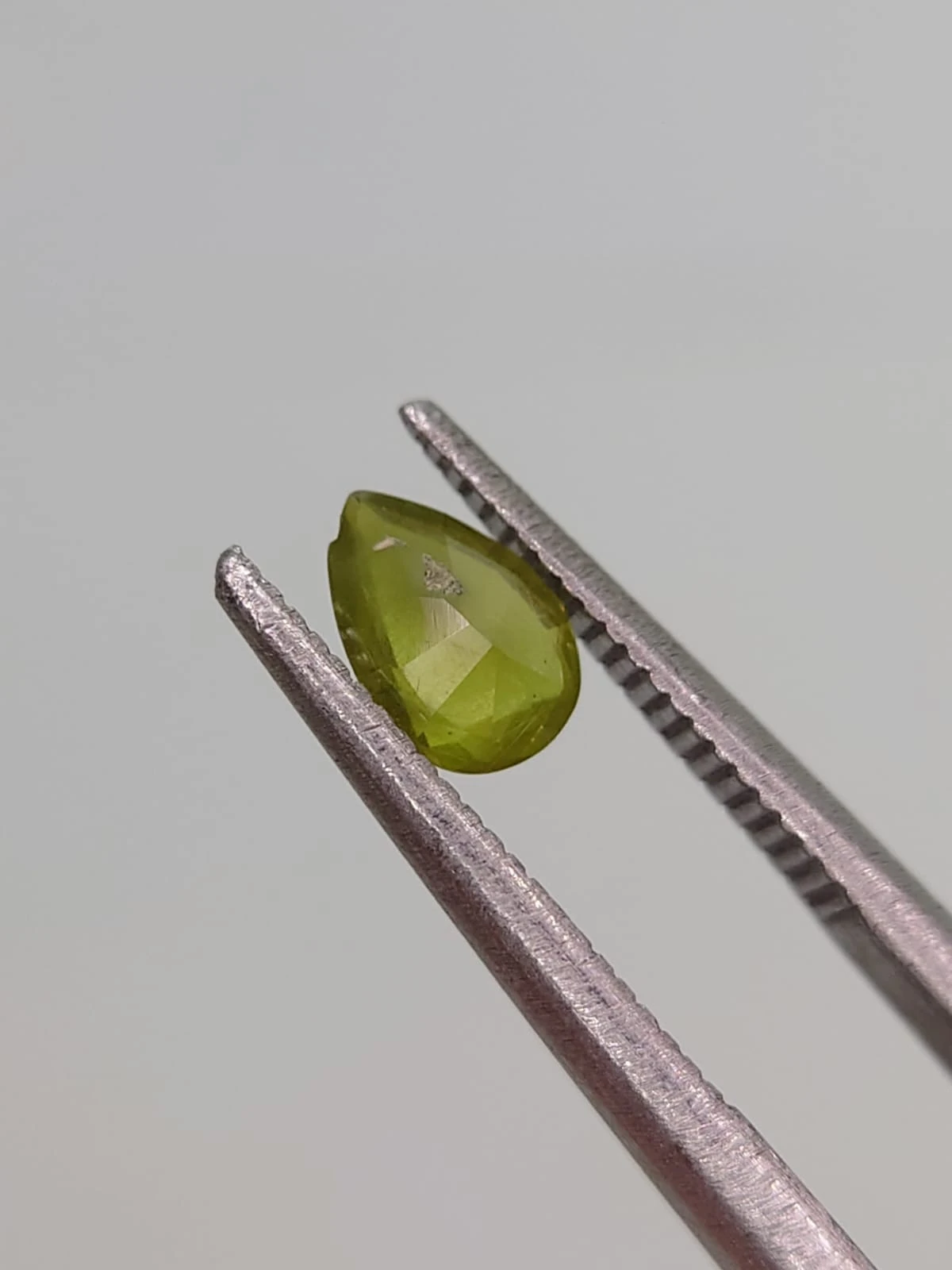 0.44ct Natural Demantoid garnet from Pakistan — view 4